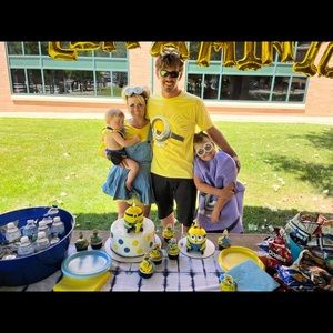 Minion family costumes